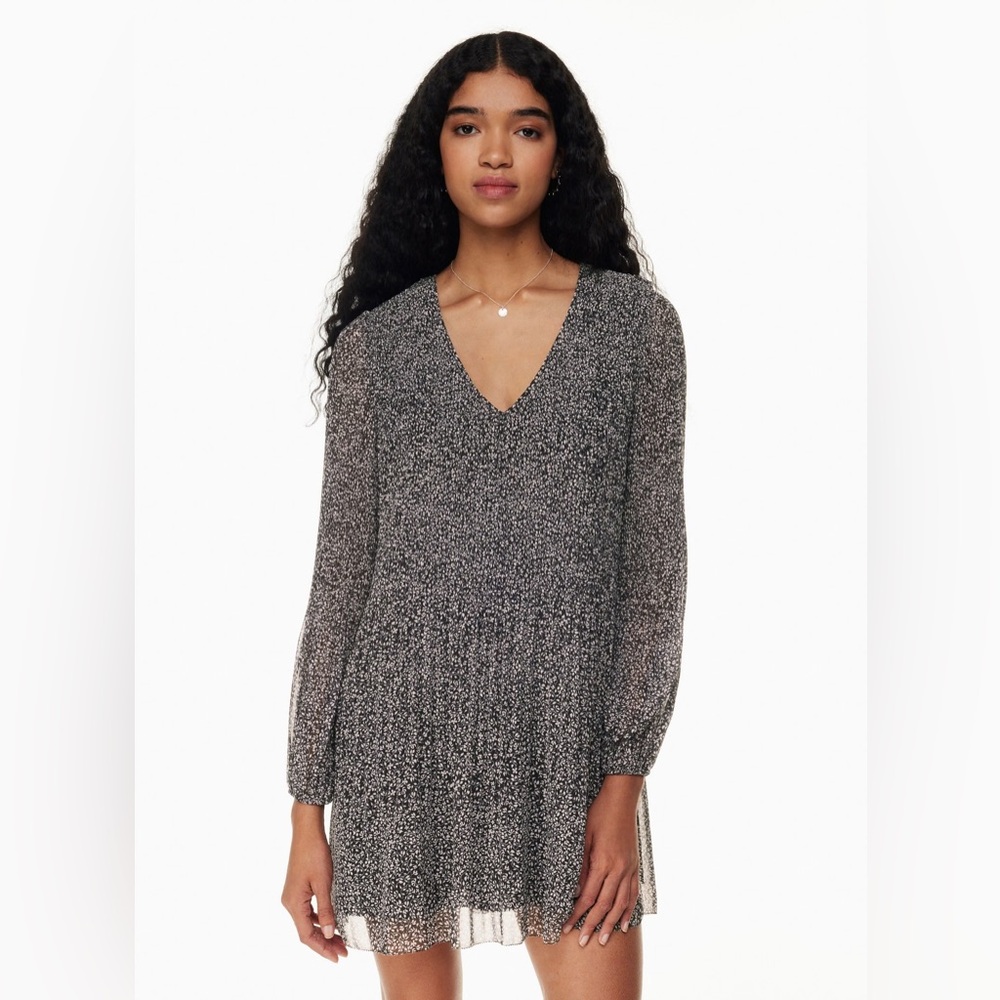 Wilfred Daydreamer V-neck Dress in Black/Light Birch Small